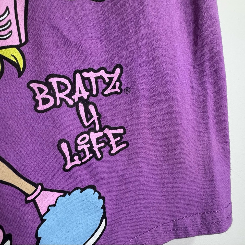 Bratz Bratz 4 Life Graphic Tee Purple Y2K Cartoon Doll Shirt Large - Picture 2 of 3